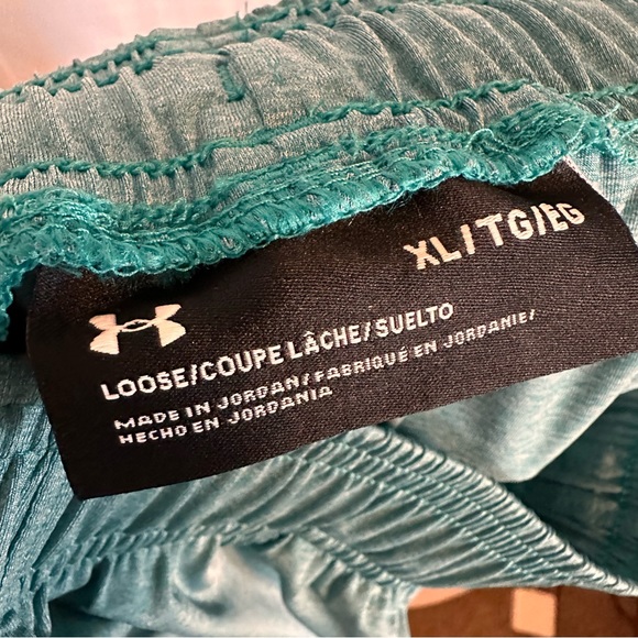 Under Armour Men’s Shorts - Picture 3 of 6